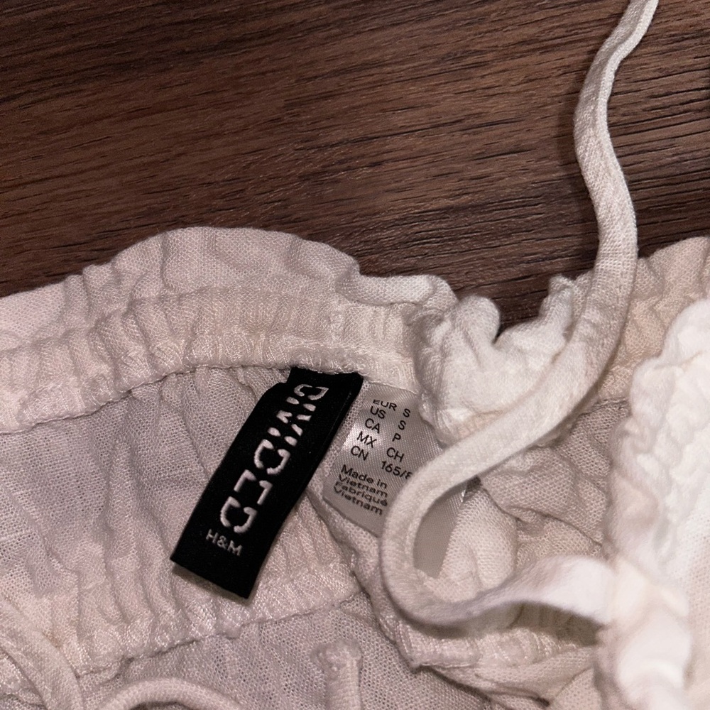 H&M Cream Drawstring Top - Picture 6 of 7